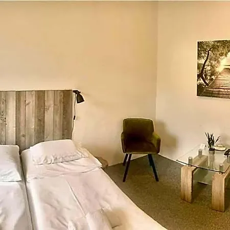 Admiral Hotel 3*